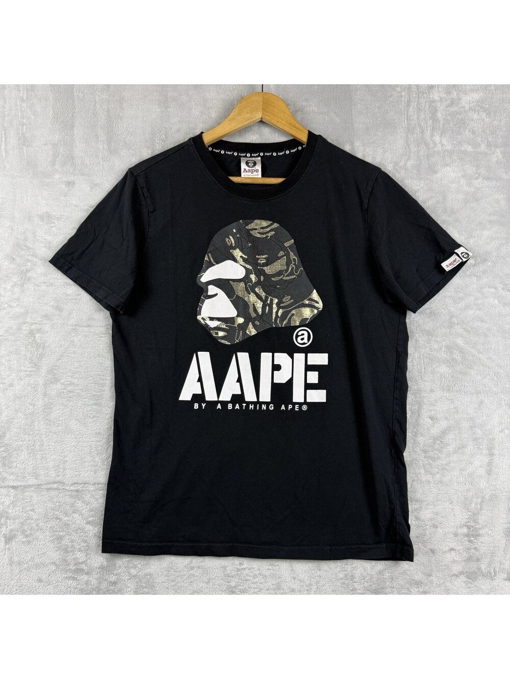 AAPE By A Bathing Ape Japan XL Black Camo Ape Head Graphic Streetwear T-Shirt